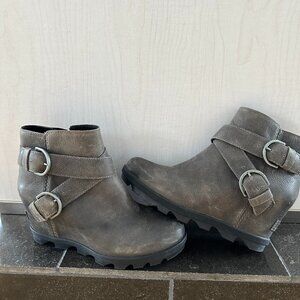 Sorel Grey Boots